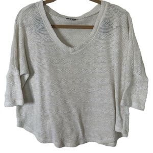 Splendid cream v-neck top, 3/4 sleeve, in size XS